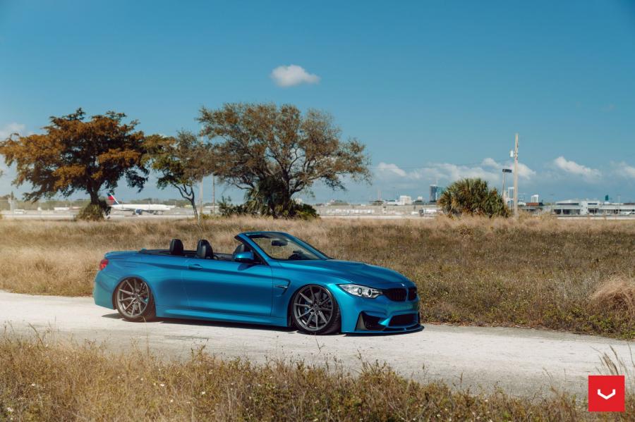  BMW M4 Convertible on Vossen Wheels (HF-3) 2019 года  (фото 9 из 14)